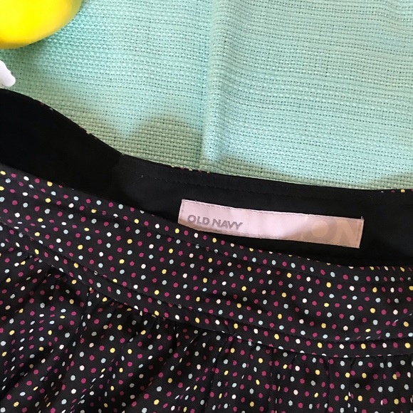 Multi-colored short skirt - Picture 2 of 3